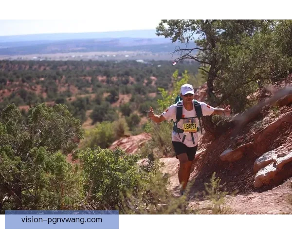 挑战极限，徒步探秘：极限越野跑直播风采