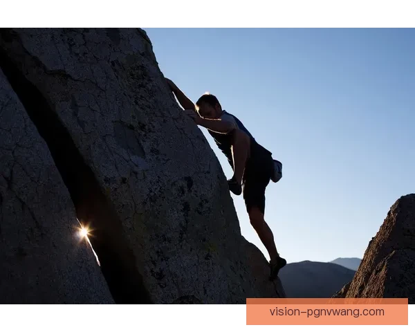 攀岩挑战：征战崎岖陡峭，探索极限挑战乐趣