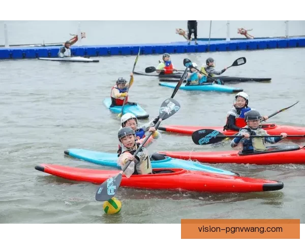 激情澎湃，划动青春：皮划艇赛事全程回放